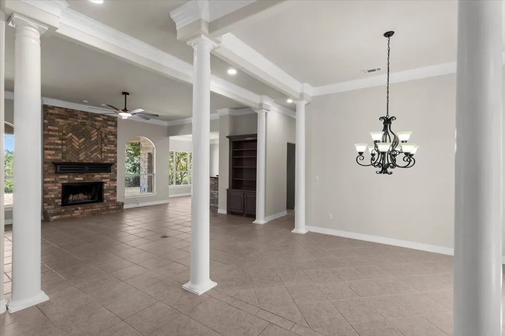 212 Neal Drive Liberty Hill, TX 78642