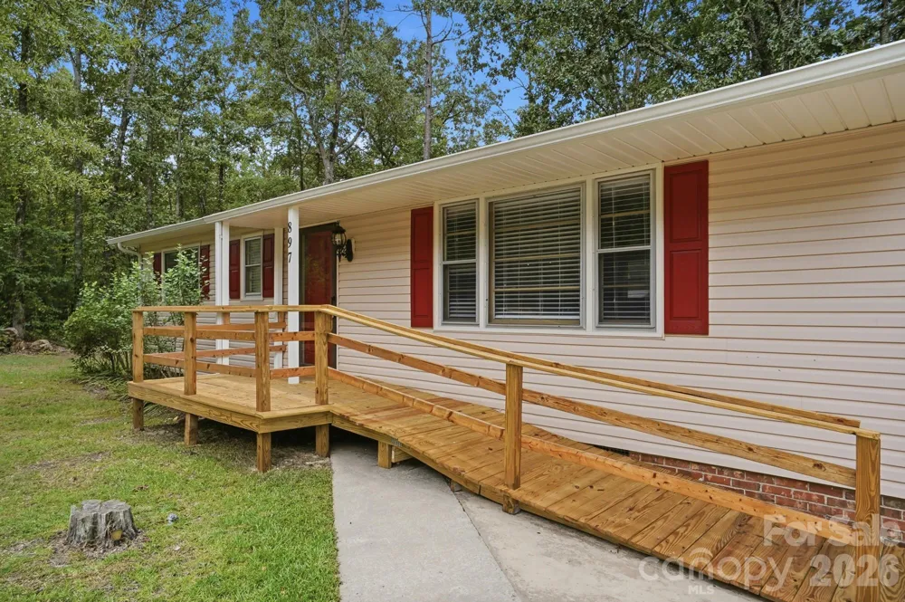 897 Community Lane Lancaster, SC 29720