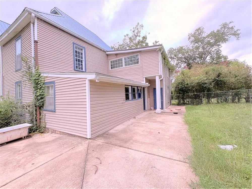 205 S McDougald Avenue S Pine Mountain, GA 31822