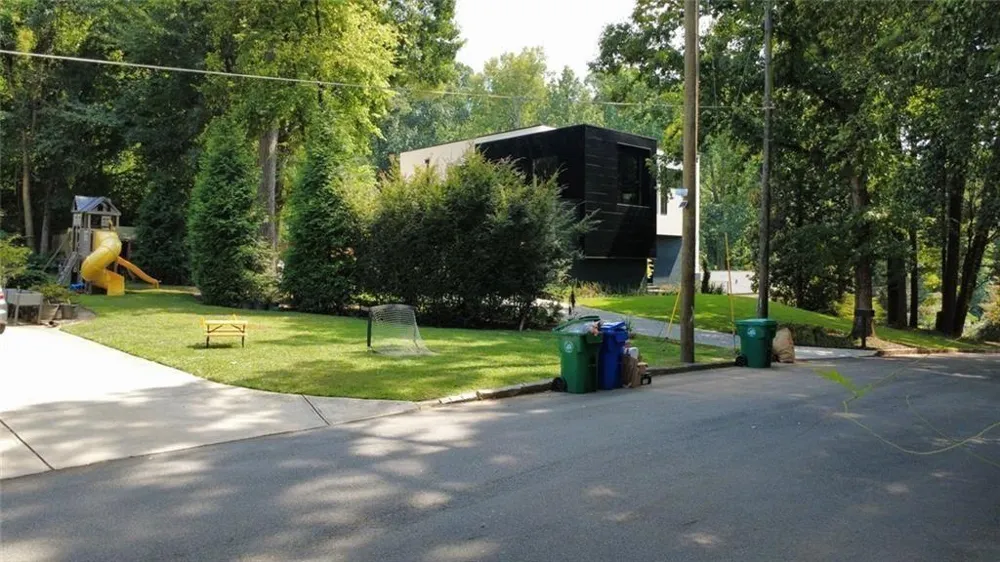 1270 Woods Circle NE Brookhaven, GA 30324