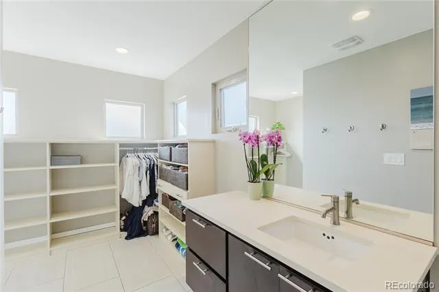 2594 S Orchard Street Lakewood, CO 80228