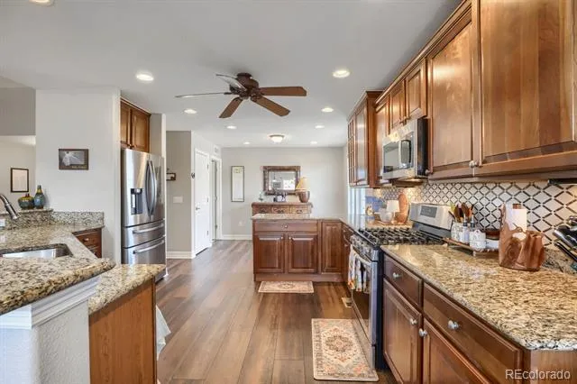 7560 S Biloxi Court Aurora, CO 80016