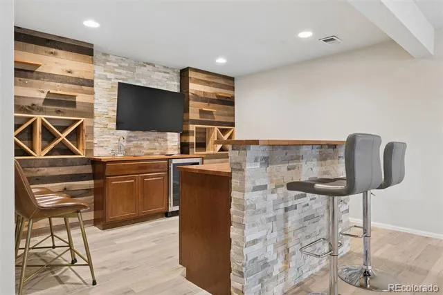 1991 Ashleigh Court Littleton, CO 80126