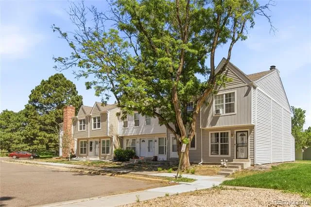 8805 W Floyd Avenue Lakewood, CO 80227