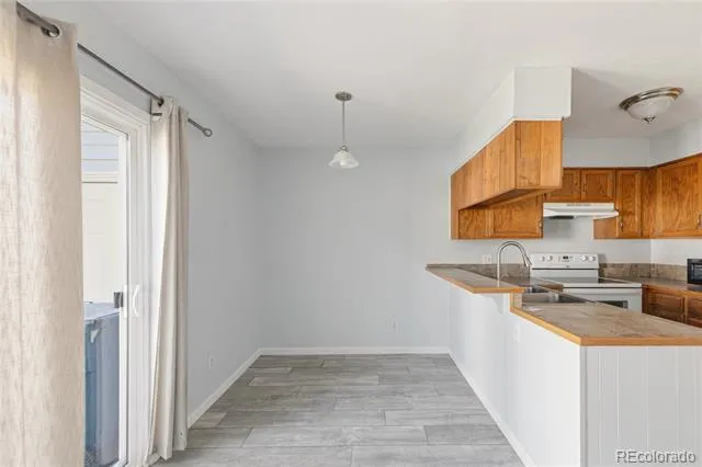 8805 W Floyd Avenue Lakewood, CO 80227