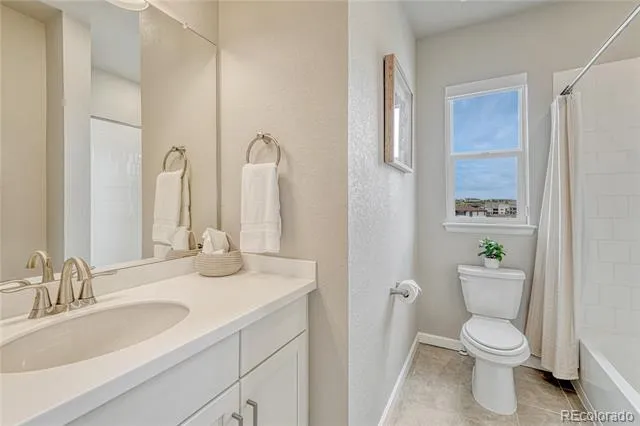 1470 Golden Sill Drive Castle Rock, CO 80108