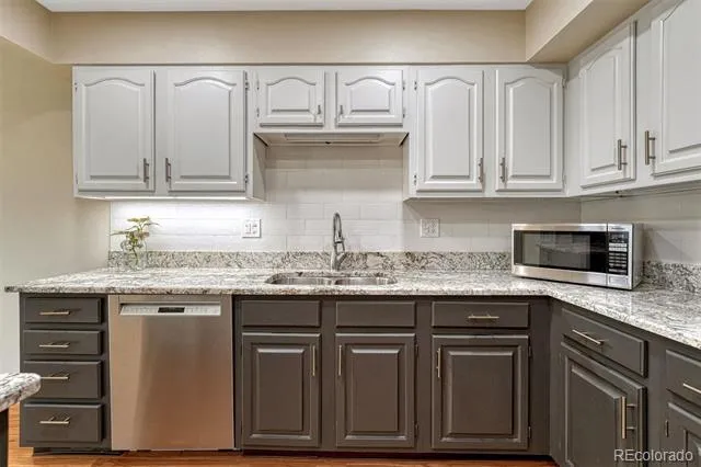6516 Foxdale Circle Colorado Springs, CO 80919