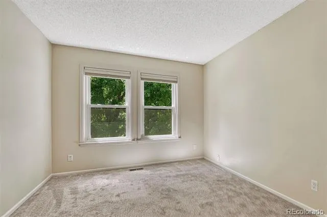 6516 Foxdale Circle Colorado Springs, CO 80919