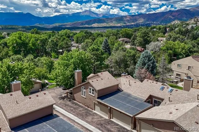6516 Foxdale Circle Colorado Springs, CO 80919