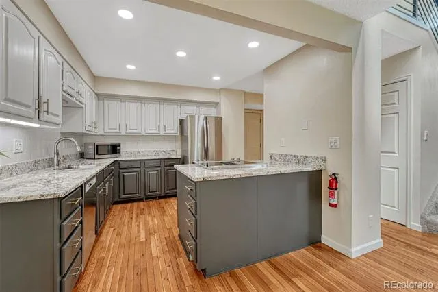 6516 Foxdale Circle Colorado Springs, CO 80919