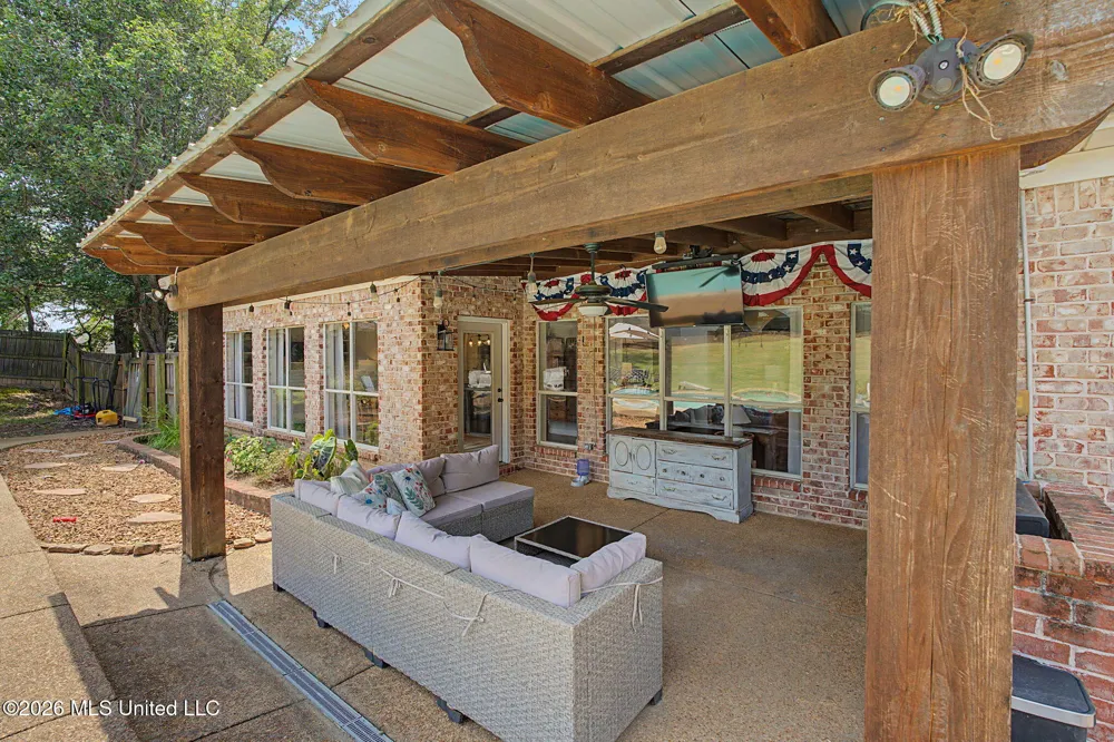 1424 Stone Gate Drive Hernando, MS 38632