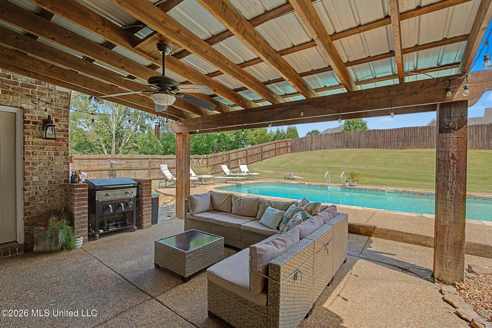 1424 Stone Gate Drive Hernando, MS 38632