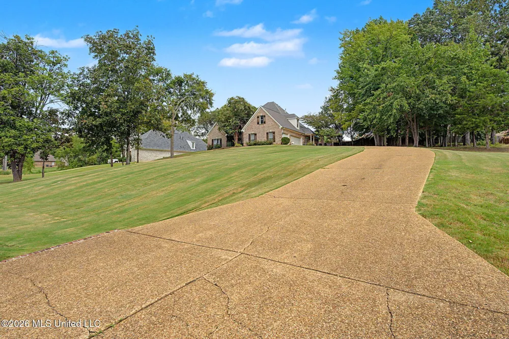 1424 Stone Gate Drive Hernando, MS 38632