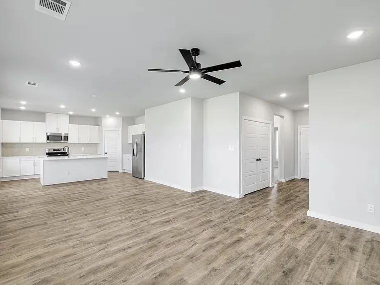 6650 Florence Drive #6648 Midlothian, TX 76065