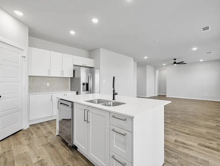 6650 Florence Drive #6648 Midlothian, TX 76065