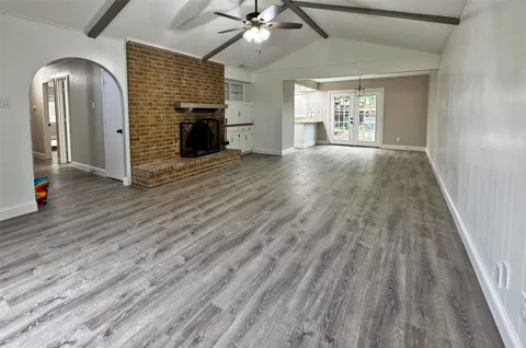 1713 Kingsbridge Drive