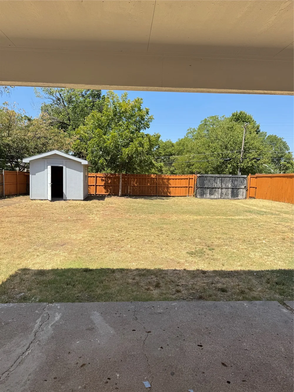 911 English Street Irving, TX 75061