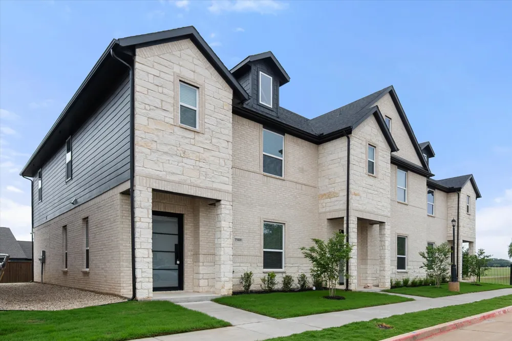 2356 Spring Park Boulevard Arlington, TX 76016