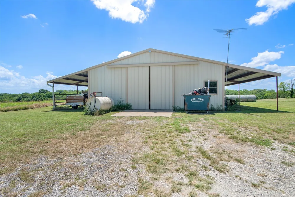 8081 County Road 500 Blue Ridge, TX 75424