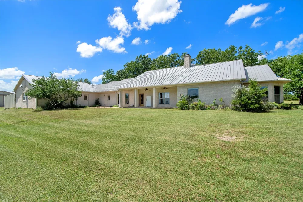 8081 County Road 500 Blue Ridge, TX 75424