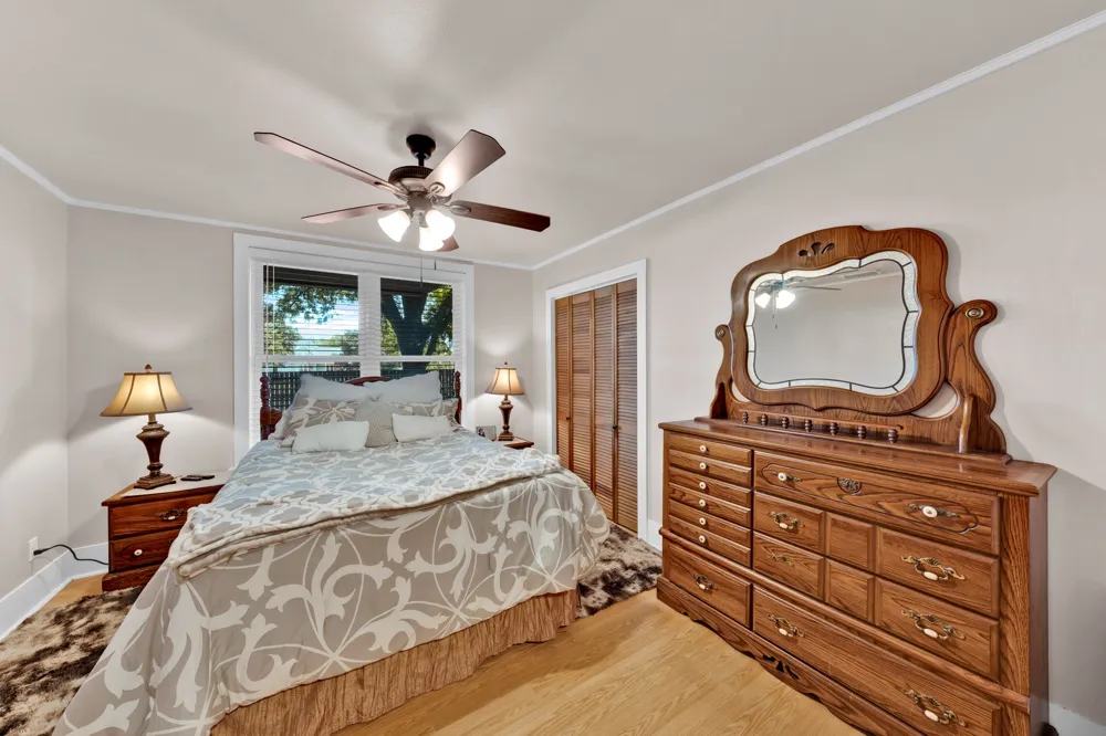 509 E Almante Avenue De Leon, TX 76444