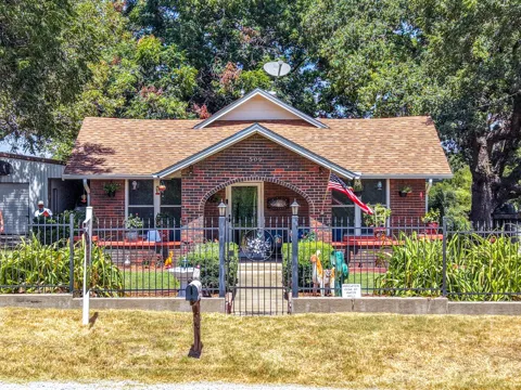 509 E Almante Avenue
