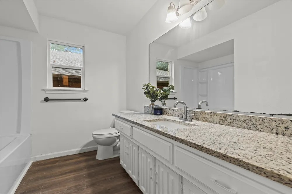 211 Willowwood Place Duncanville, TX 75116