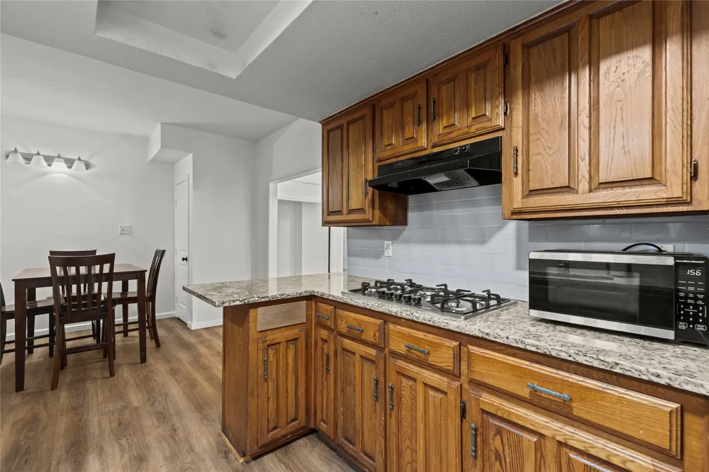 211 Willowwood Place Duncanville, TX 75116
