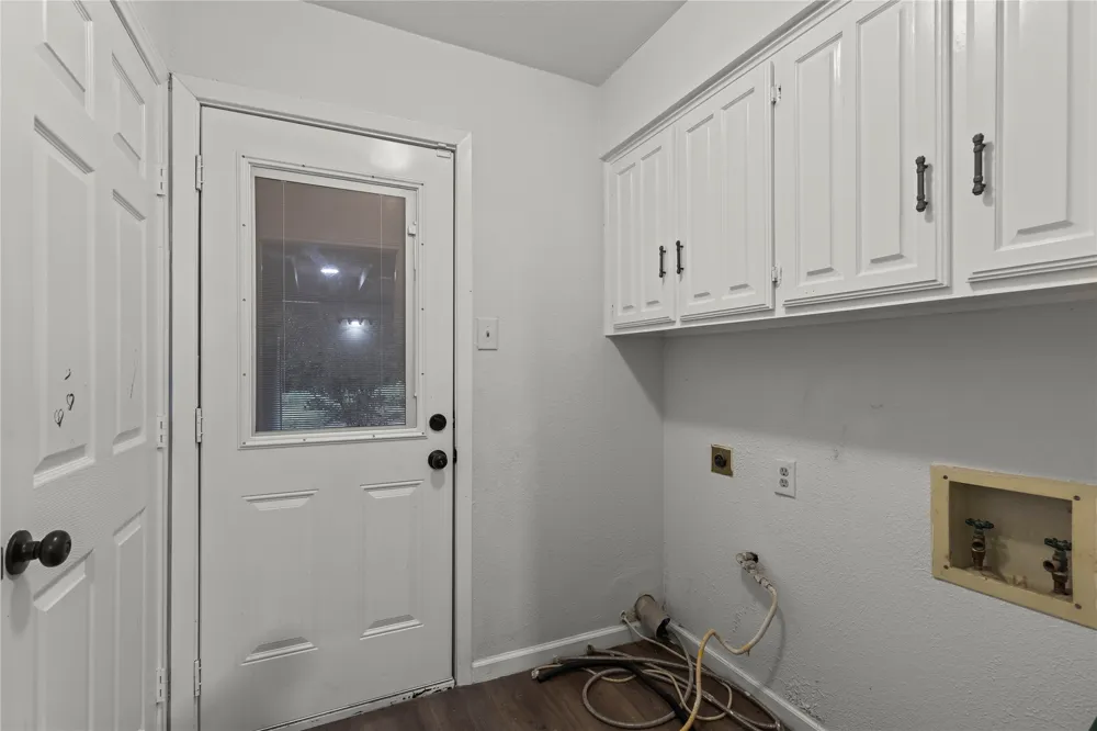 211 Willowwood Place Duncanville, TX 75116