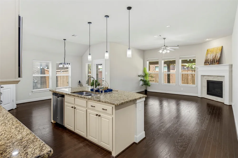 5928 Silverton Avenue McKinney, TX 75070