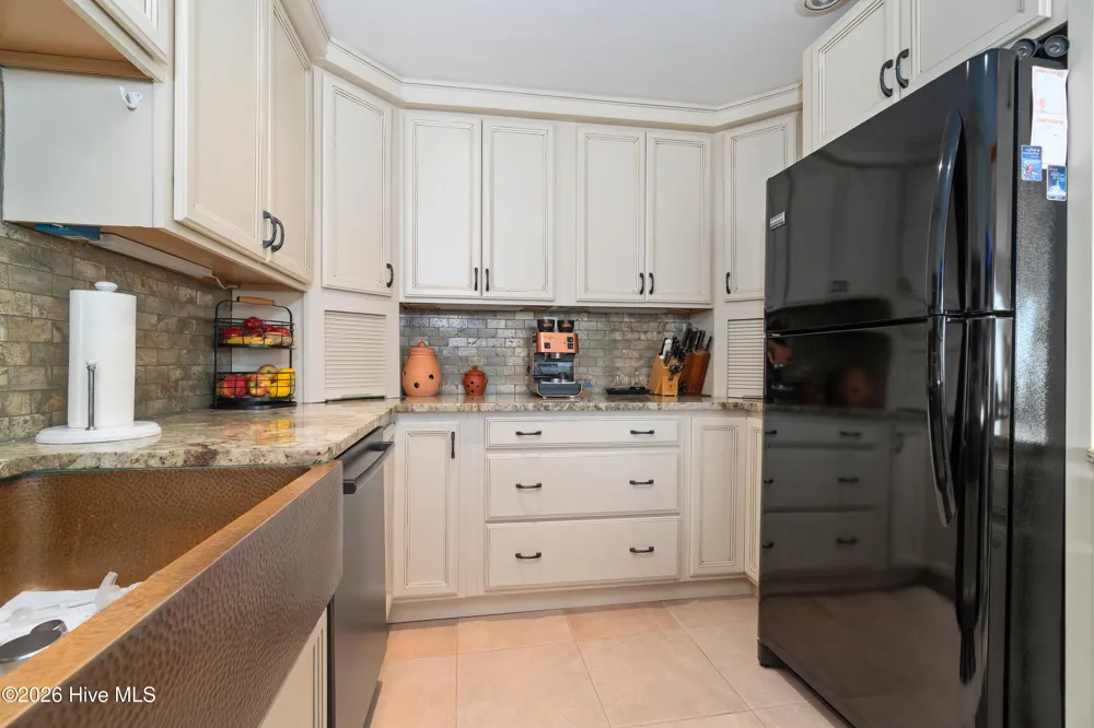 102 Shoreline Drive Atlantic Beach, NC 28512