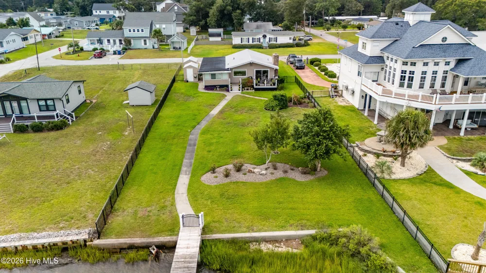 102 Shoreline Drive Atlantic Beach, NC 28512