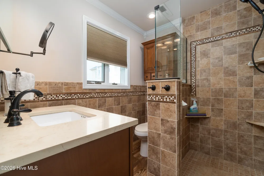 102 Shoreline Drive Atlantic Beach, NC 28512