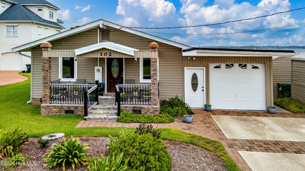 102 Shoreline Drive Atlantic Beach, NC 28512