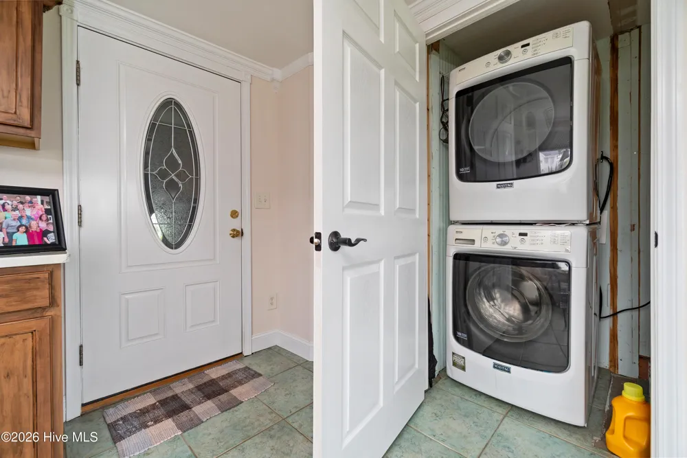102 Shoreline Drive Atlantic Beach, NC 28512