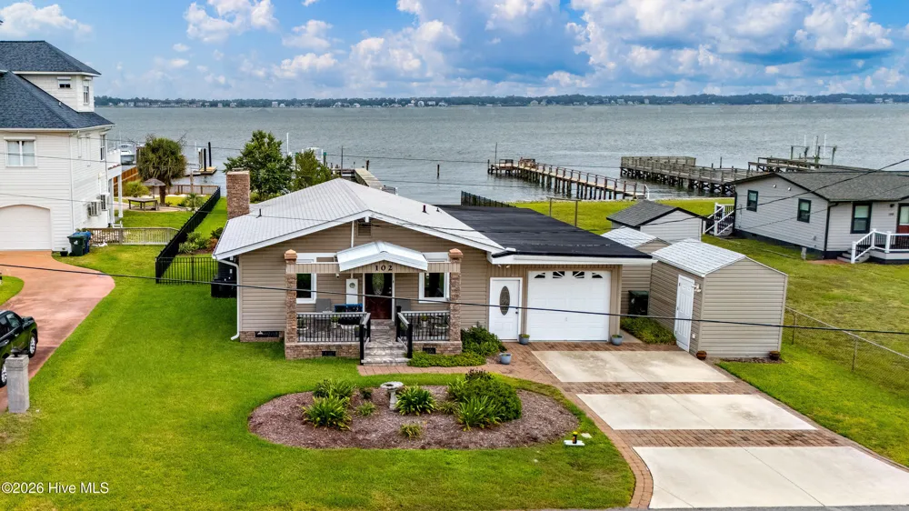 102 Shoreline Drive Atlantic Beach, NC 28512