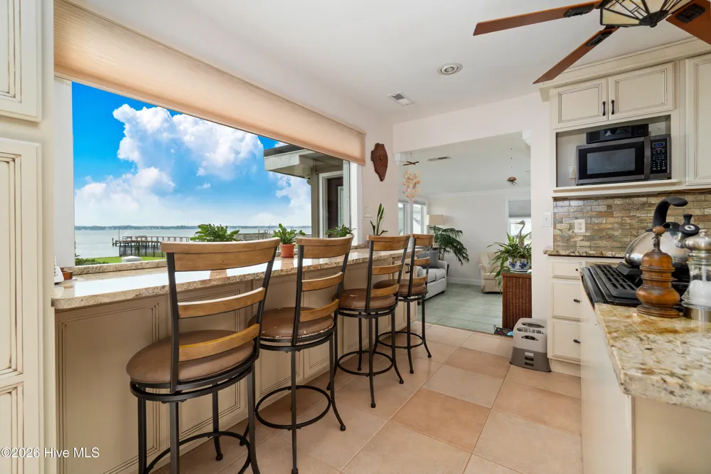 102 Shoreline Drive Atlantic Beach, NC 28512