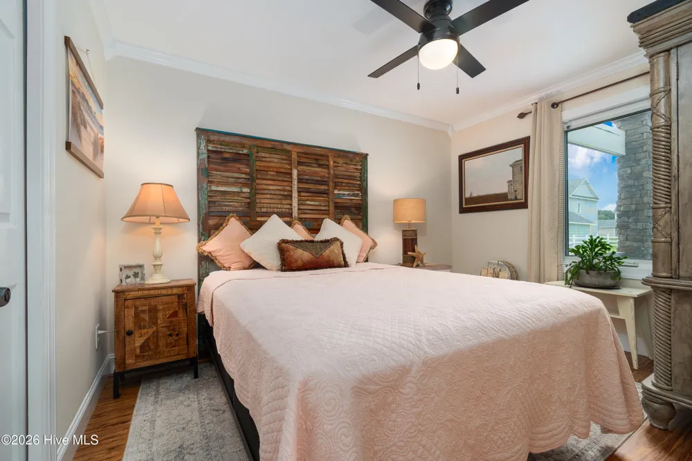 102 Shoreline Drive Atlantic Beach, NC 28512