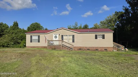 456 Russells Creek Road