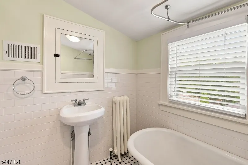 636 Prospect St Westfield Town, NJ 07090