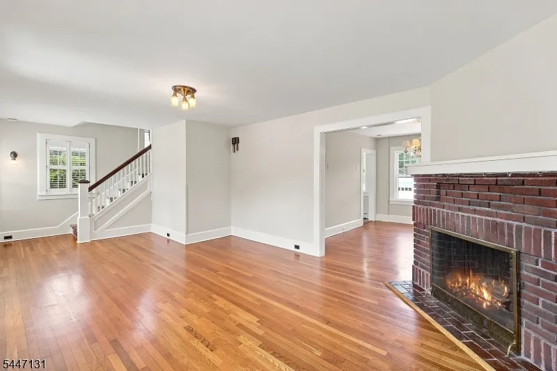636 Prospect St Westfield Town, NJ 07090
