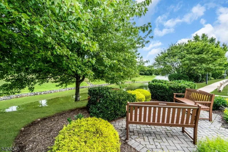 7110 Westover Way #7110 Unit 7110 Franklin, NJ 08873