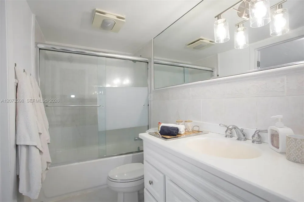 798 Crandon Blvd #37-C Key Biscayne, FL 33149