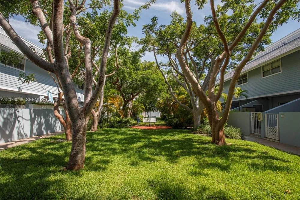 798 Crandon Blvd #37-C Key Biscayne, FL 33149