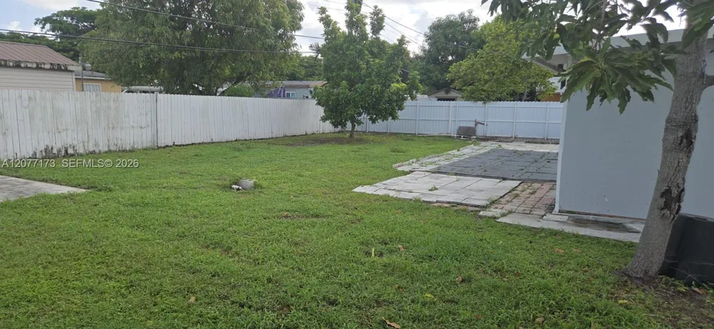11285 SW 43rd St Miami, FL 33165