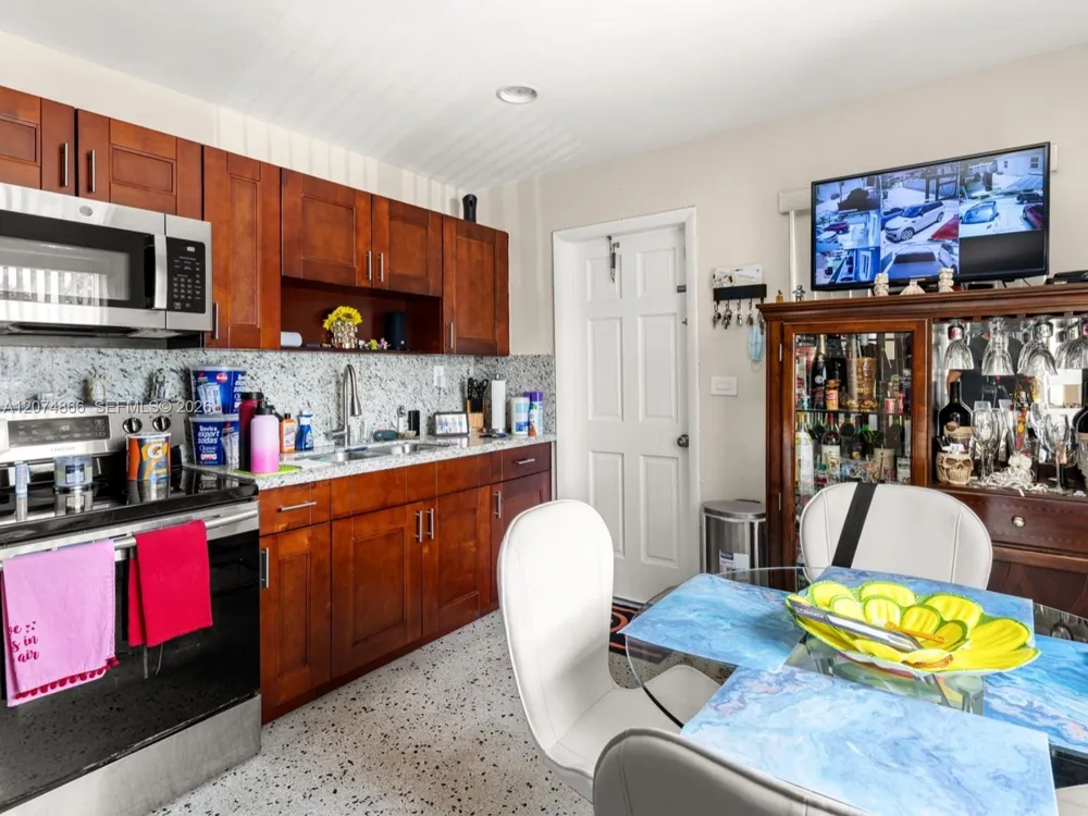 740 NW 32nd Ct Miami, FL 33125