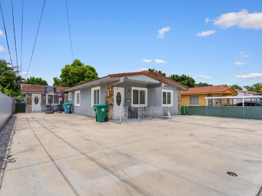740 NW 32nd Ct Miami, FL 33125