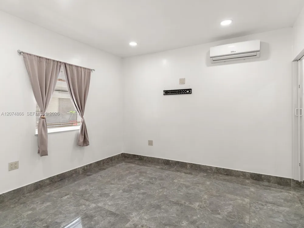 740 NW 32nd Ct Miami, FL 33125