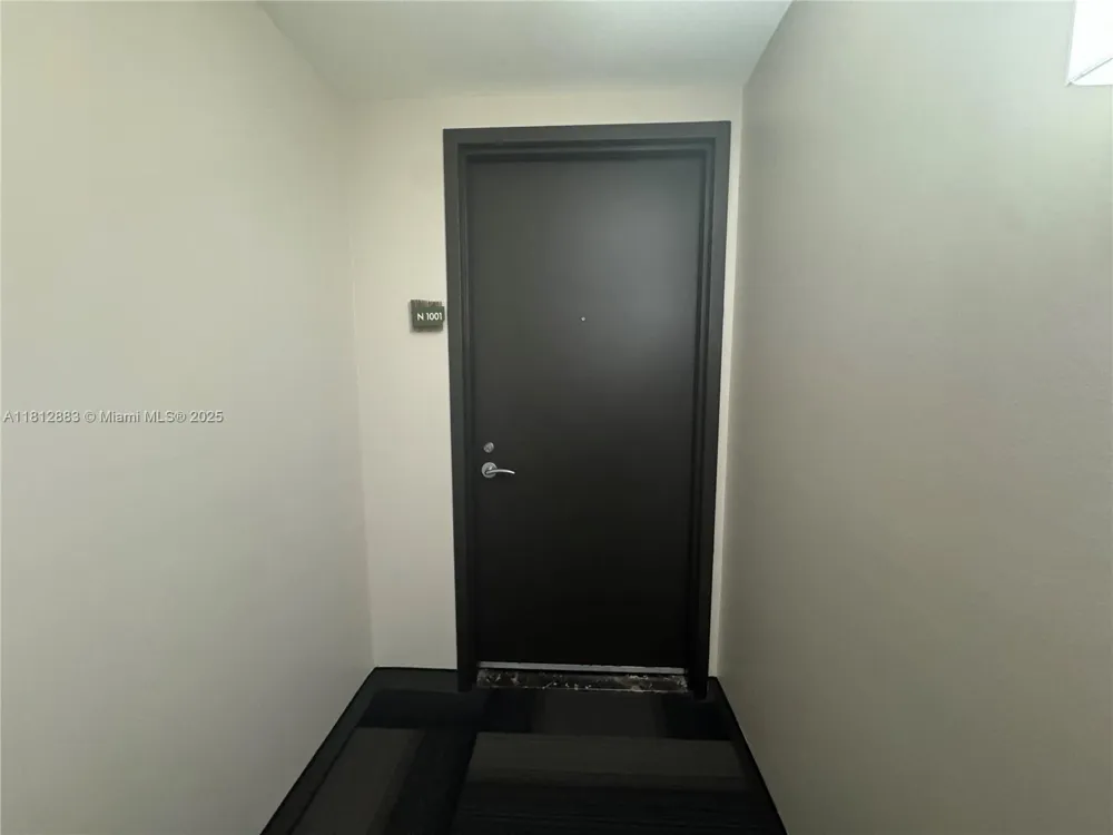 2641 Flamingo Rd #1001N Sunrise, FL 33323