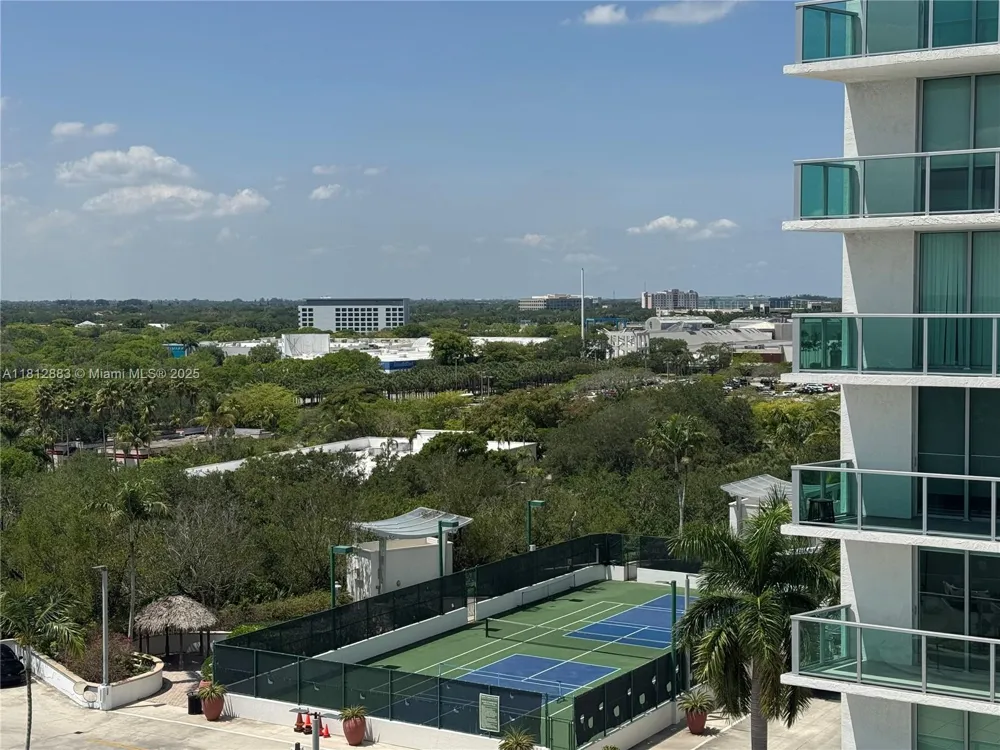 2641 Flamingo Rd #1001N Sunrise, FL 33323